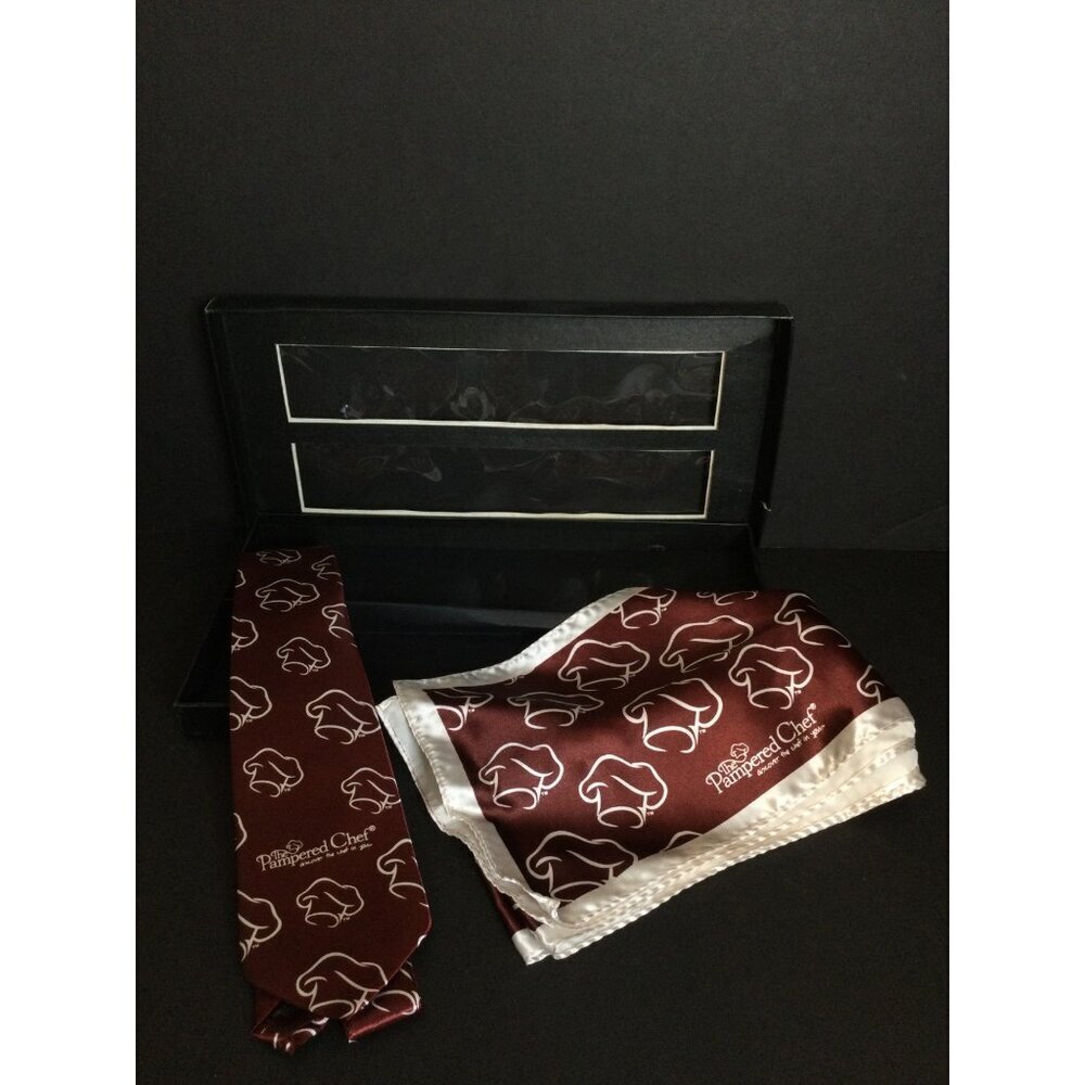 The Pampered Chef tie and scarf matching set in box satin feel chef hat print